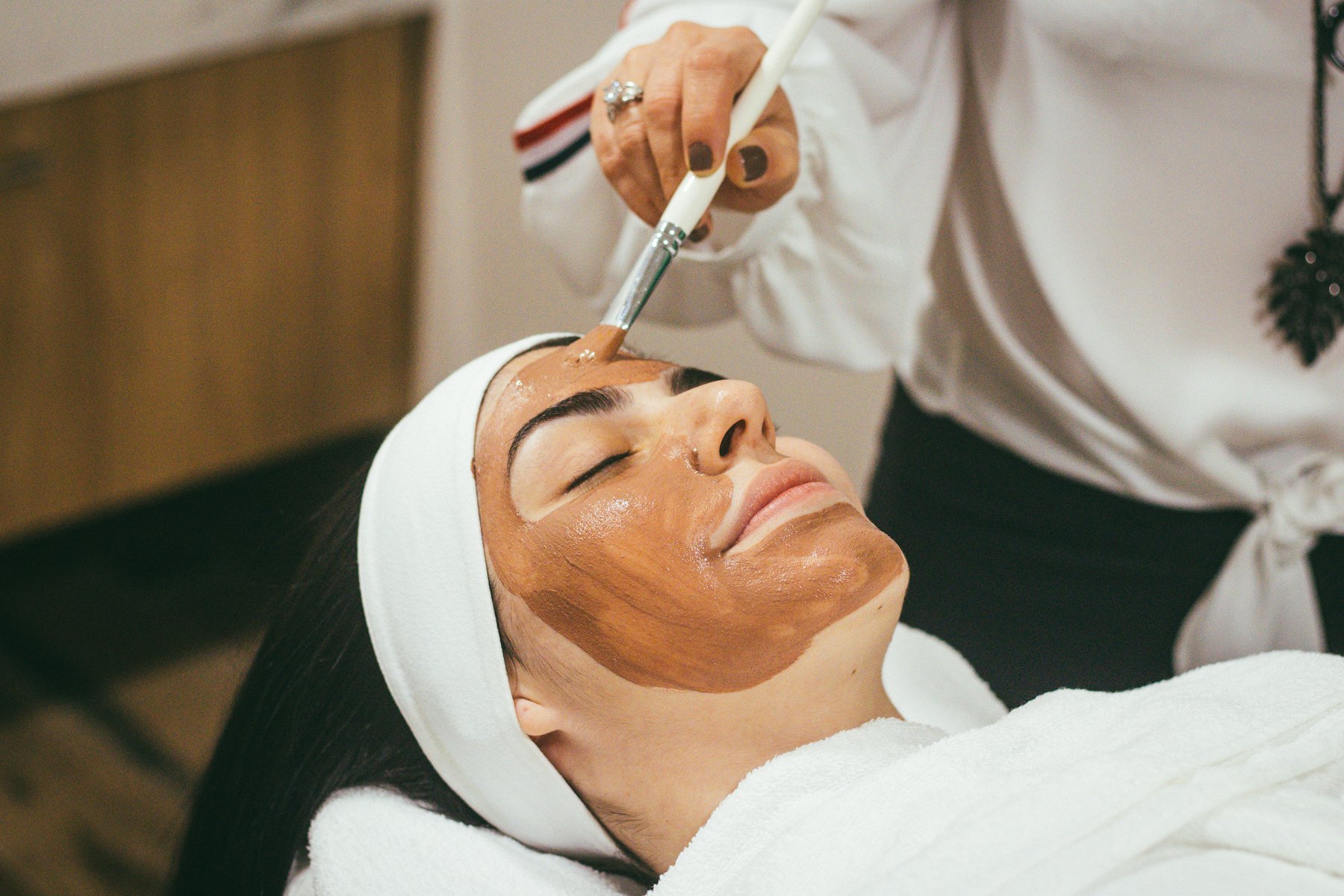 Tratamiento facial profesional en Estética Avanzada